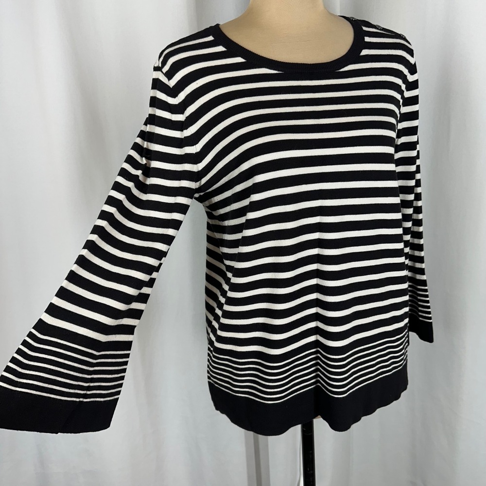 Jones New York Signature Sweater M Black White Striped Bell Sleeve Tunic READ